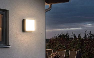 Cumu installà una luce di paratia di sensore di muvimentu (passu-per-passu)